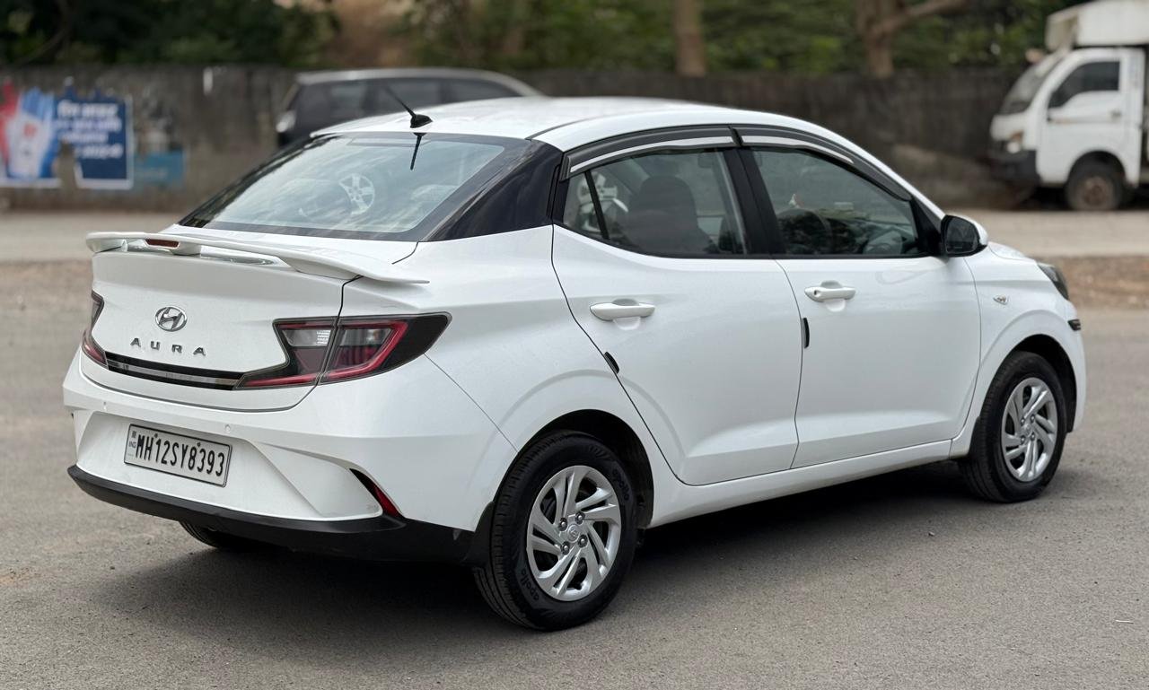 Aura Petrol CNG